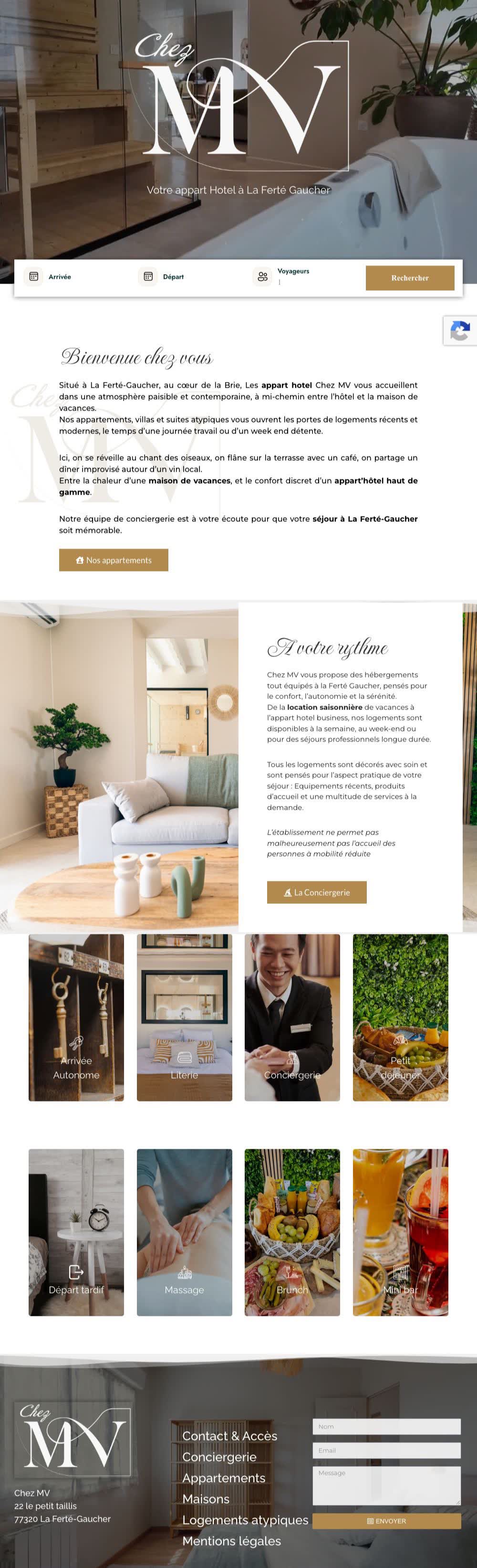 Page d’accueil du site Chez MV sur ordinateur : logo sur une photo de salle de bains, barre de recherche arrivée, départ, voyageurs, puis huit vignettes de services de conciergerie