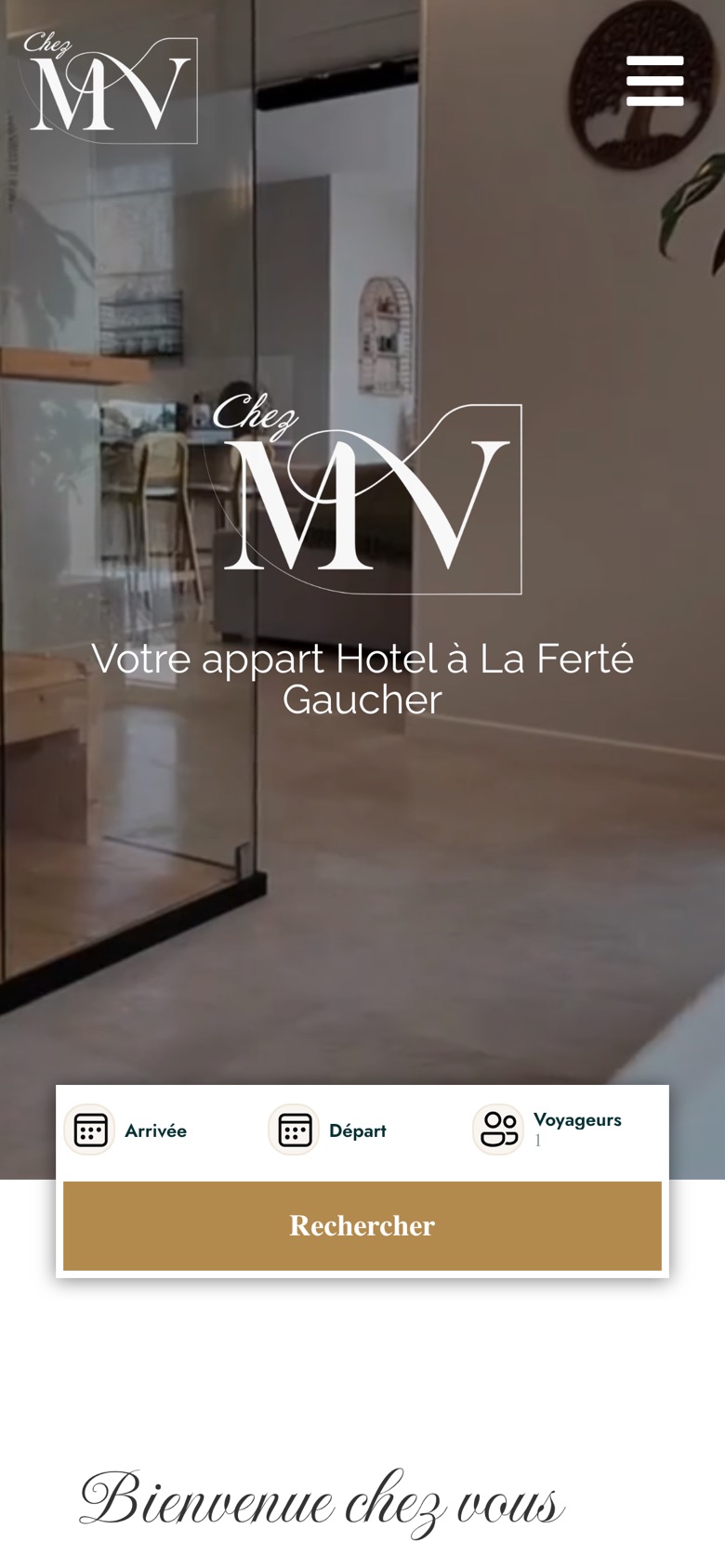 Accueil du site Chez MV sur téléphone : Arrivée, Départ et Voyageurs sur une ligne, puis le bouton Rechercher en pleine largeur