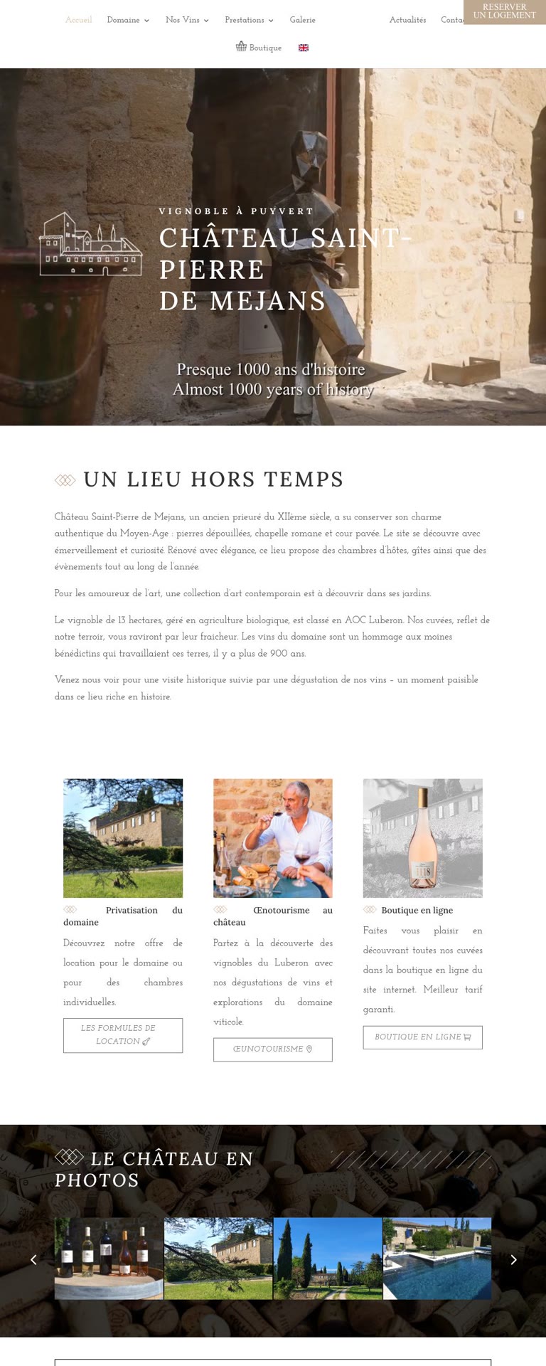 Page d’accueil du site du Château Saint-Pierre de Mejans : sculpture contemporaine devant un mur de pierre du prieuré